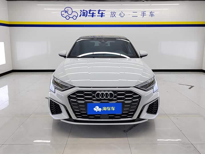 Фото 2 - Audi A3