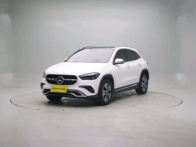 Photo 1 - Mercedes-Benz GLA-Class