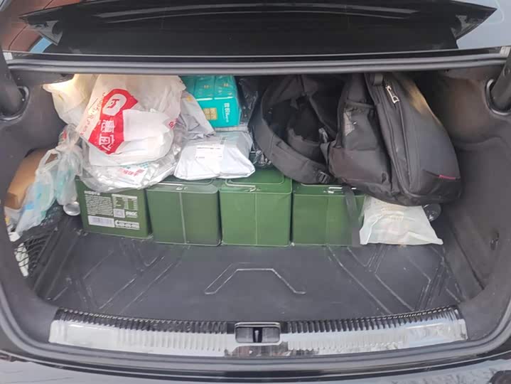 Фото 4 - Audi A6L