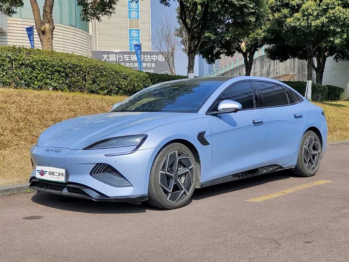 Фото 1 - BYD Seal