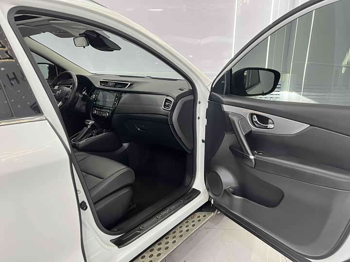 Фото 8 - Nissan Qashqai