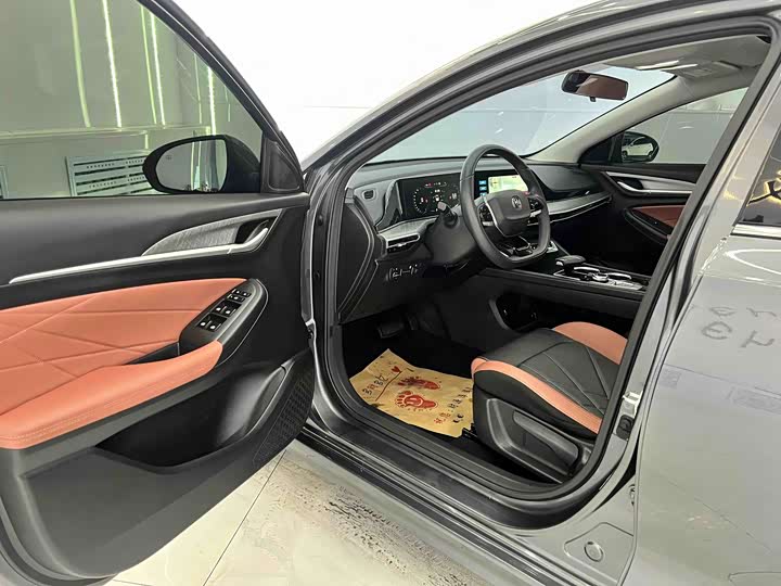 Photo 7 - Changan Eado Plus