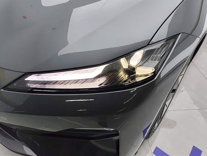 Фото 5 - Changan Deepal SL03