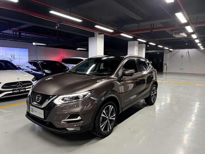 Фото 1 - Nissan Qashqai
