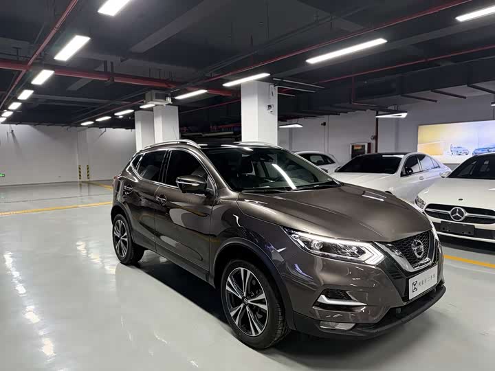Фото 3 - Nissan Qashqai