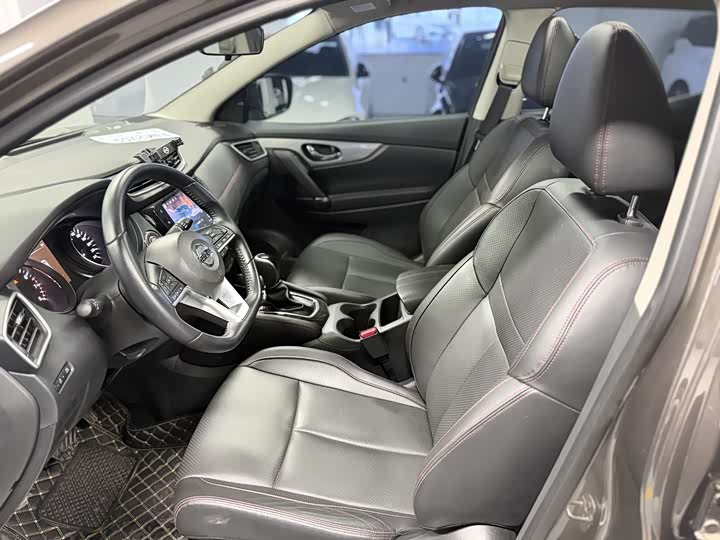 Фото 8 - Nissan Qashqai