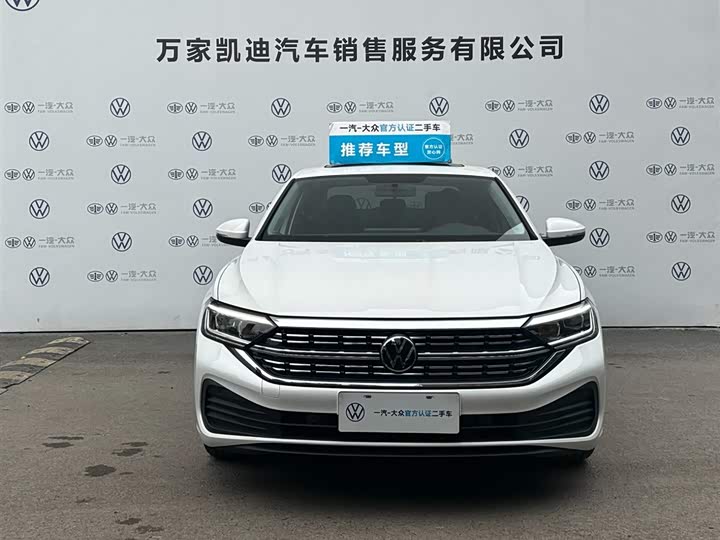 Фото 2 - Volkswagen Sagitar L