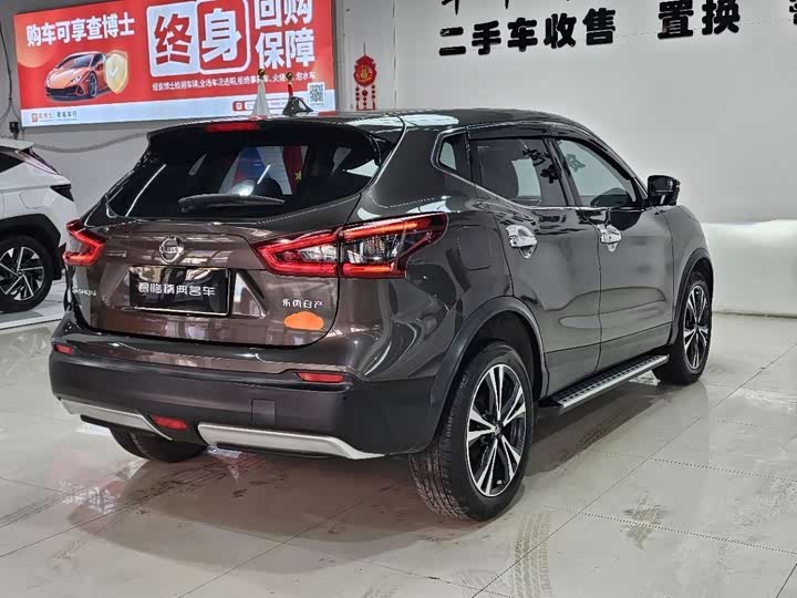 Фото 7 - Nissan Qashqai