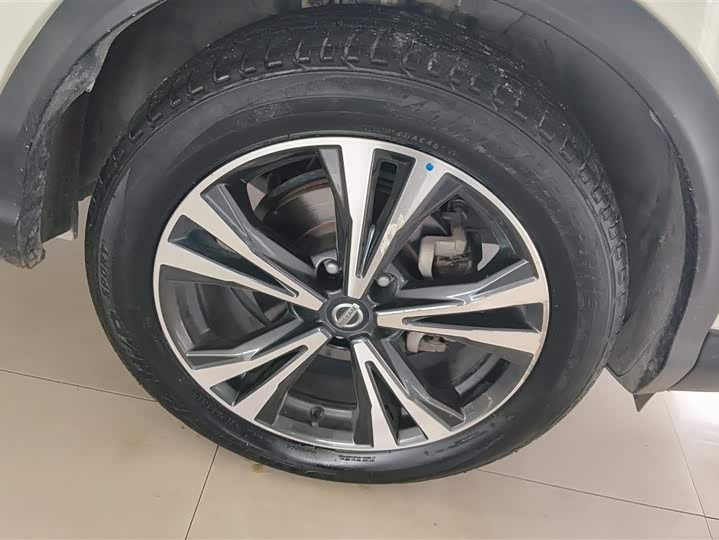 Фото 6 - Nissan Qashqai