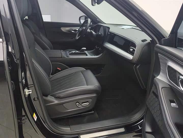 Фото 8 - GAC Trumpchi GS8