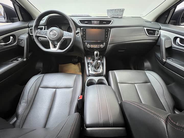 Фото 4 - Nissan Qashqai