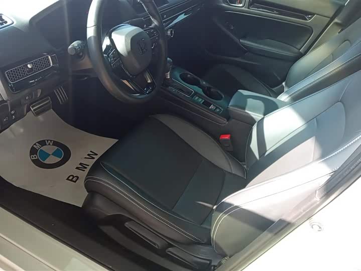 Фото 9 - Honda Civic