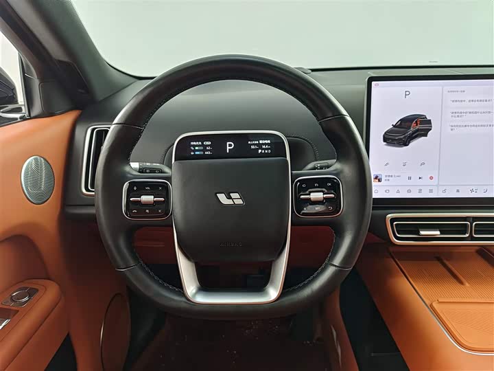 Фото 8 - LiXiang L8