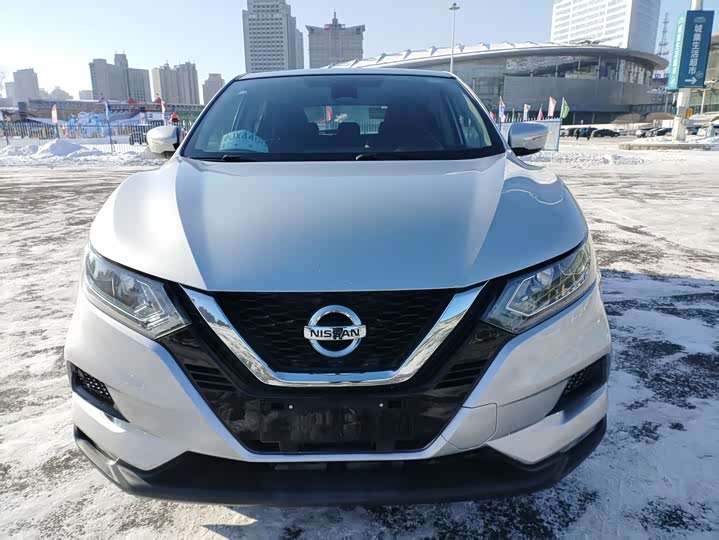 Фото 2 - Nissan Qashqai