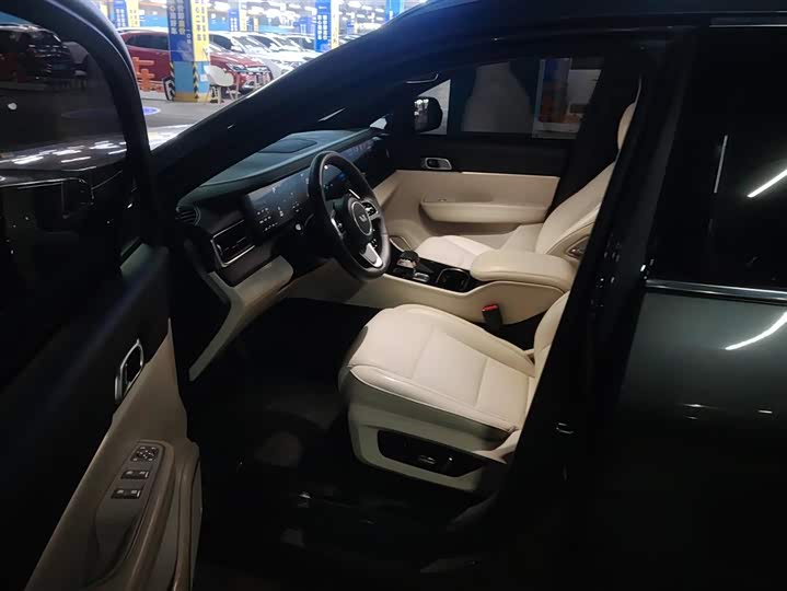 Фото 9 - LiXiang One