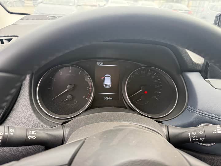 Фото 8 - Nissan Qashqai