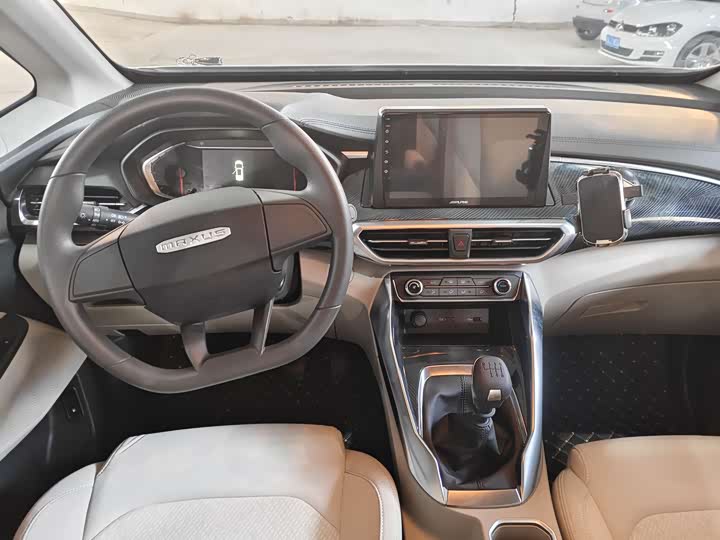 Фото 5 - Maxus G50