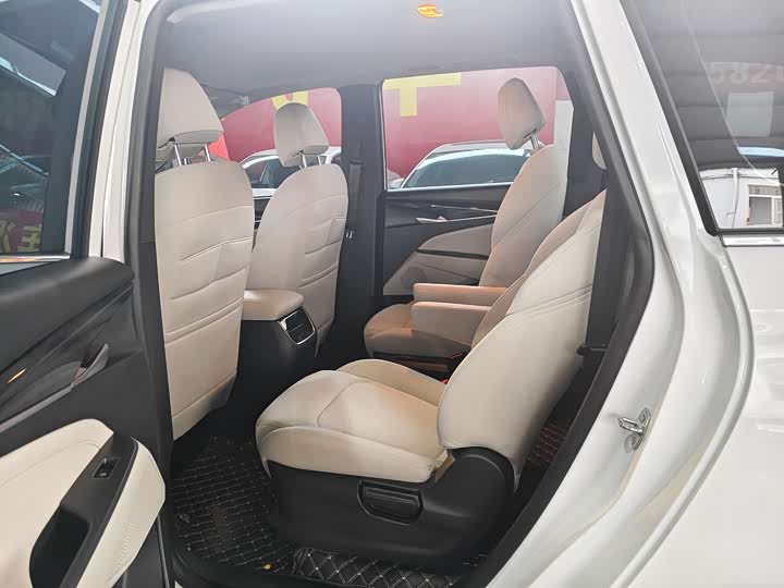 Фото 6 - Maxus G50