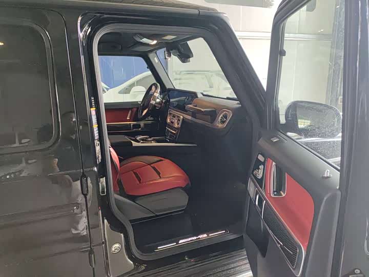 Фото 3 - Mercedes-Benz G-Class AMG