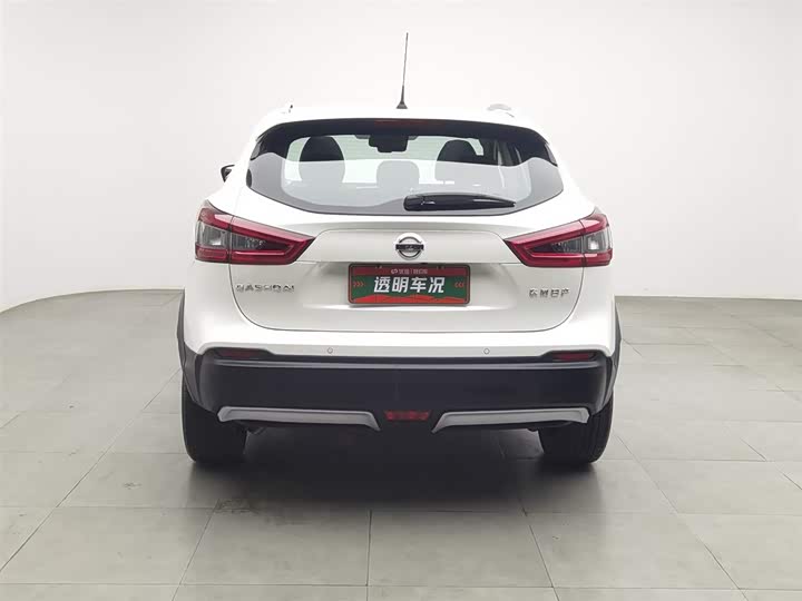 Фото 4 - Nissan Qashqai