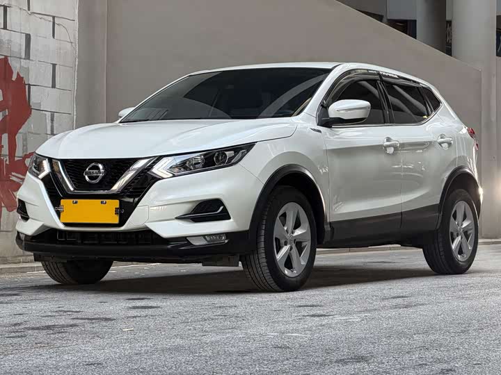 Фото 1 - Nissan Qashqai