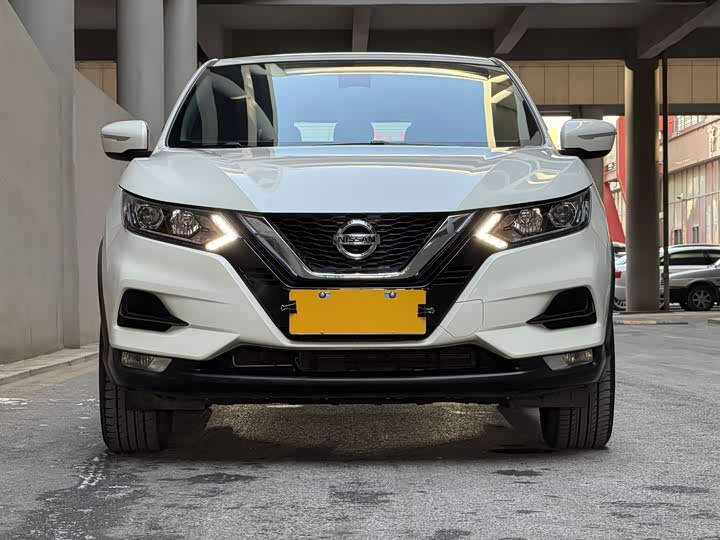 Фото 2 - Nissan Qashqai