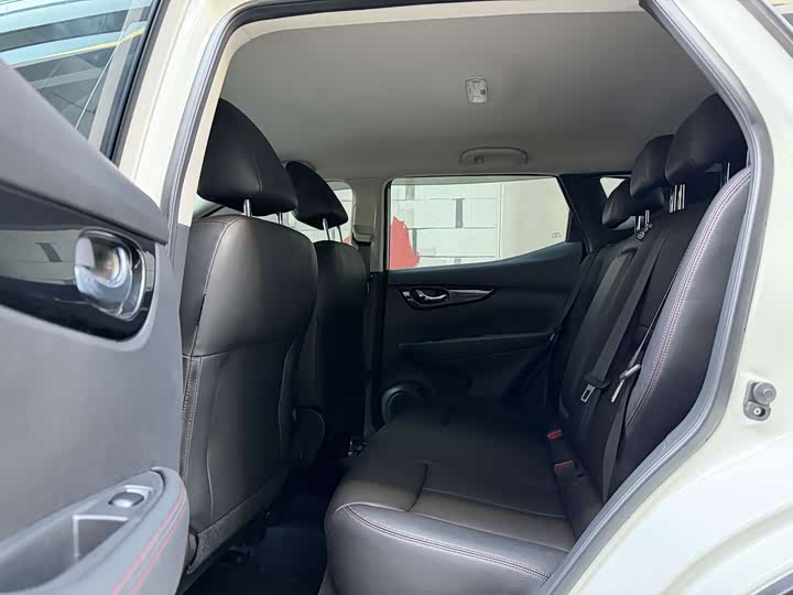 Фото 9 - Nissan Qashqai