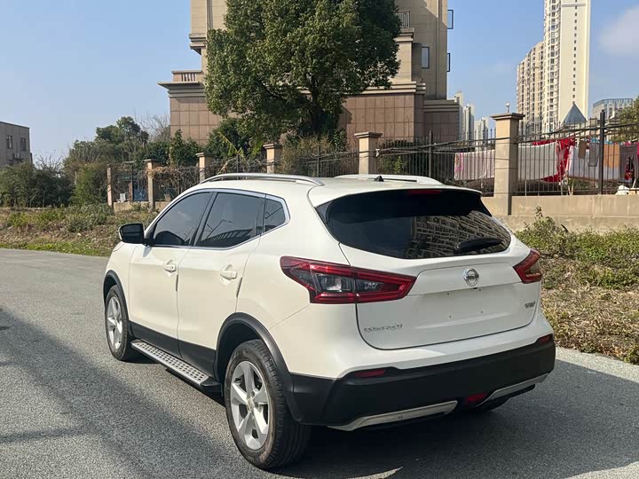 Фото 5 - Nissan Qashqai