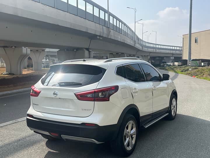 Фото 7 - Nissan Qashqai