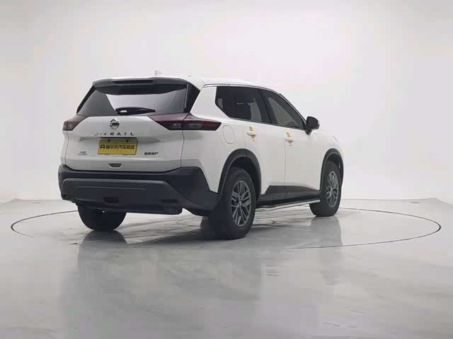 Фото 7 - Nissan X-Trail