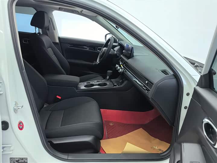 Фото 8 - Honda Civic