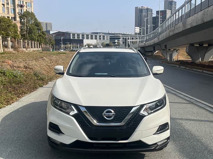 Фото 2 - Nissan Qashqai