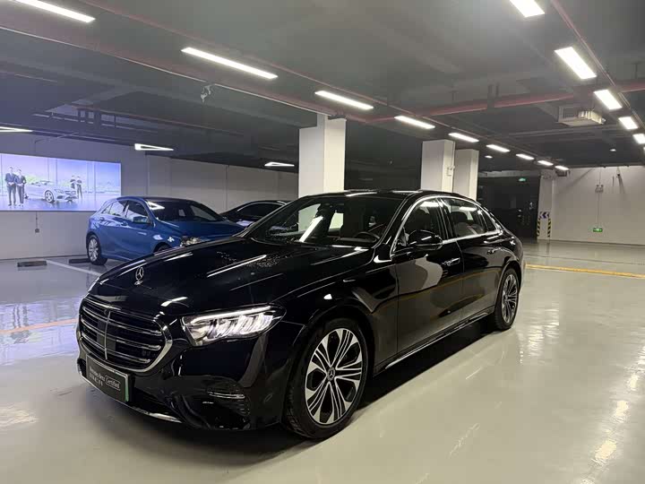 Фото 1 - Mercedes-Benz E-Class Hybrid