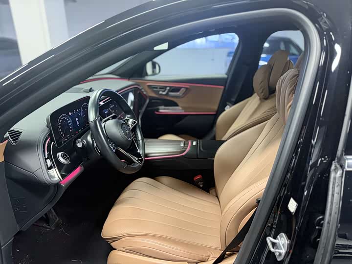 Фото 9 - Mercedes-Benz E-Class Hybrid