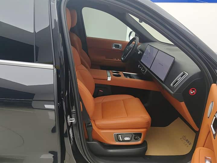 Фото 8 - LiXiang L9