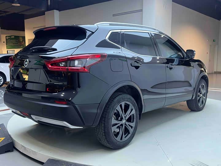 Фото 6 - Nissan Qashqai