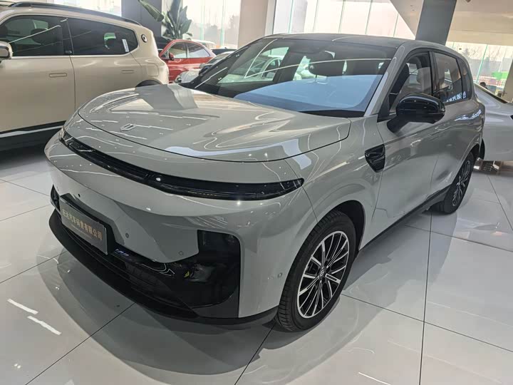 Фото 1 - Leapmotor B10