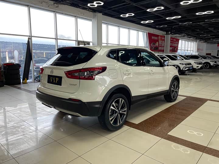 Фото 5 - Nissan Qashqai