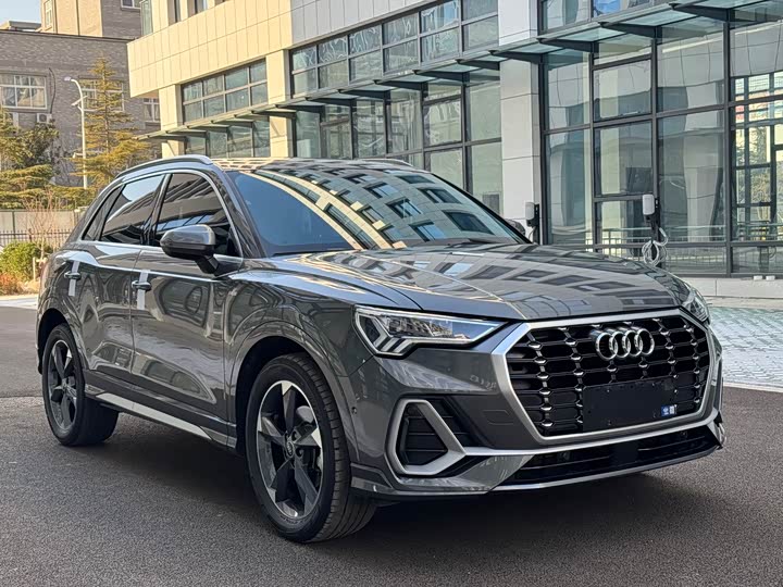 Фото 3 - Audi Q3