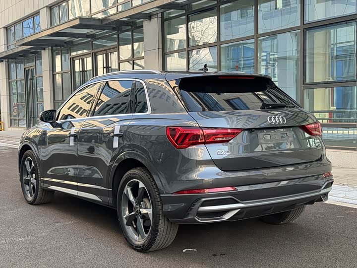 Фото 6 - Audi Q3