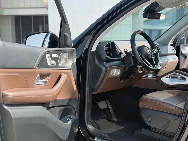 Фото 4 - Mercedes-Benz GLE-Class