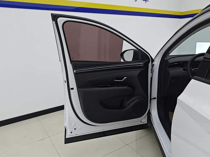 Фото 7 - Hyundai Tucson L