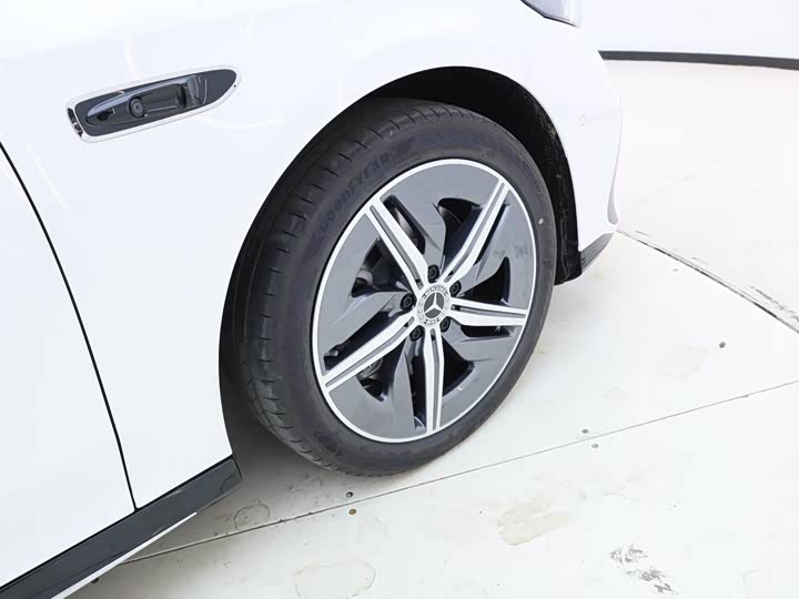 Фото 2 - Mercedes-Benz CLA-Class EV