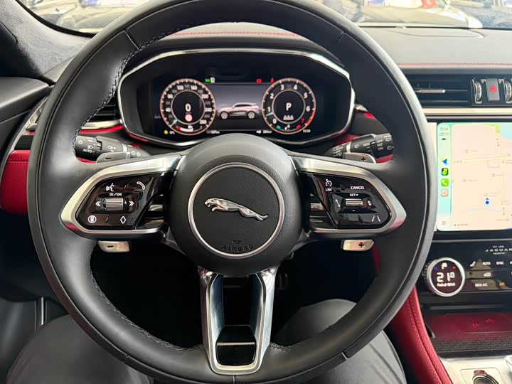 Фото 5 - Jaguar F-Pace