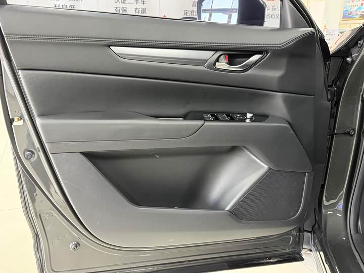 Фото 9 - Mazda CX-5