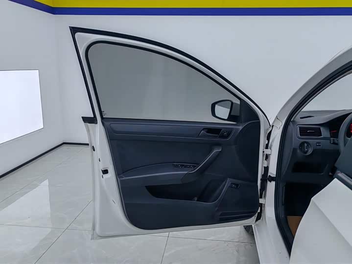 Фото 7 - Volkswagen Santana