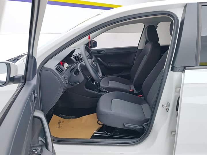 Фото 9 - Volkswagen Santana