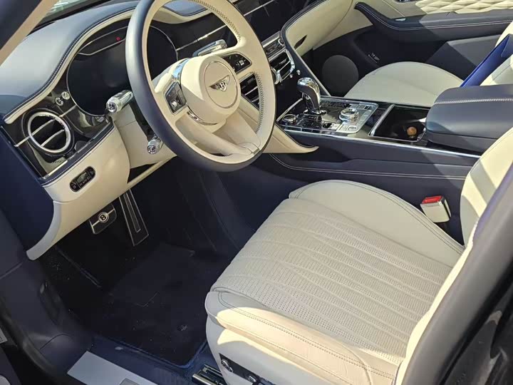 Фото 7 - Bentley Flying Spur