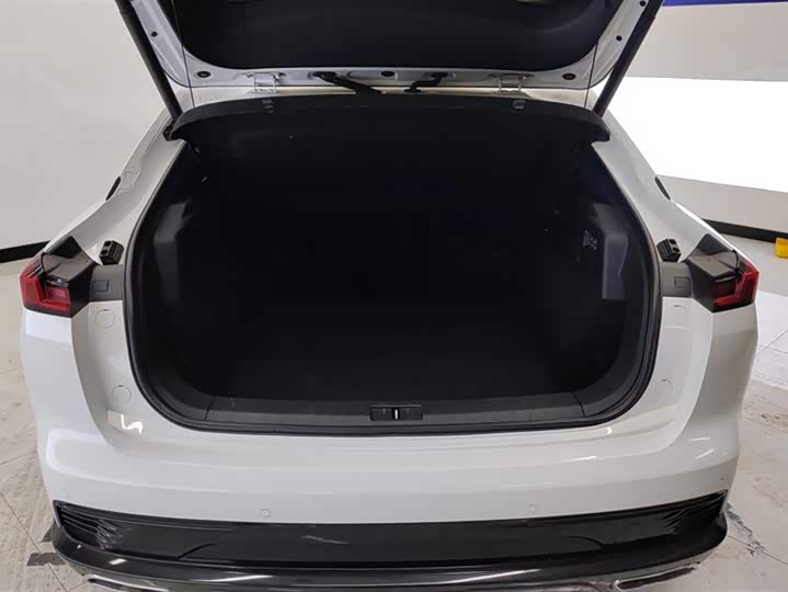 Фото 4 - Bestune B70S