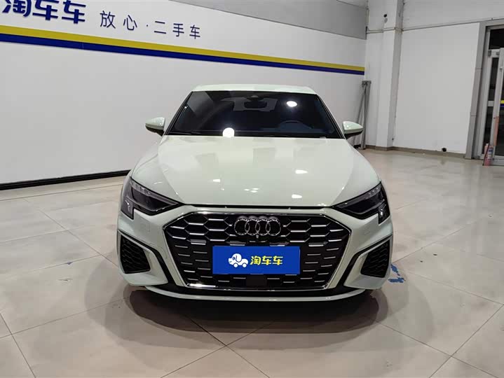 Фото 2 - Audi A3